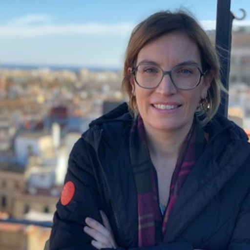 Núria Giménez<br />
Assessora legal de Fedequim, que ens ajudarà a aterrar els impactes normatius al dia a dia de l’empresa. 